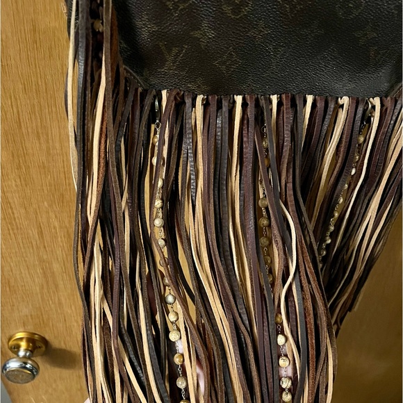 Vintage Louis Vuitton Boho Bag - Picture 3 of 9
